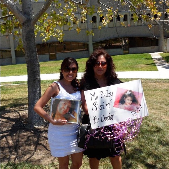 White Flower Eyelet Dress - Picture 7 of 7